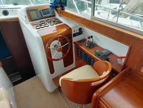Beneteau Antares 10.80  - Helm