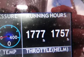 Running hours display on 2018 Leopard 43 Powercat showing 1777 and 1757 hours.