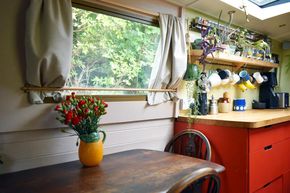Diner/Galley