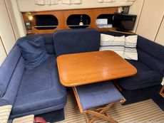 2000 Hardy Marine 32 Commander