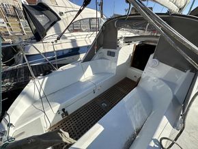 1993 Hunter Legend  Hunter Channel 323 24
