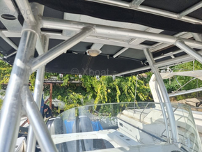 BOSTON WHALER 240 OUTRAGE