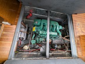 Trident Marine Voyager 38 