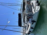 2015 Beneteau Oceanis 58