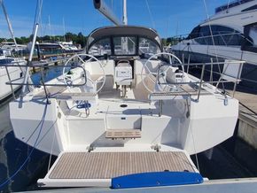 2025 Bavaria C42 8