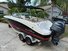 2016 NauticStar 223 DC Sport Deck