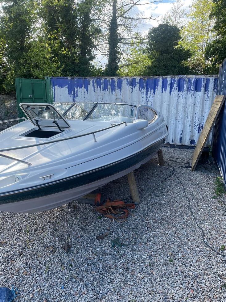 Loopy Lou, Regal sportboat 