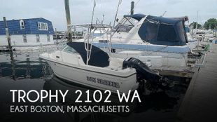 2011 Trophy 2102 WA