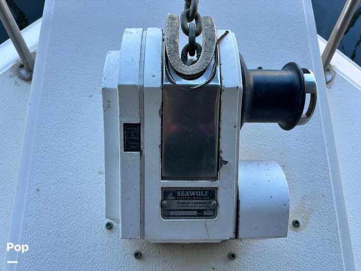 1986 Sea Ray 410 AFt Cabin