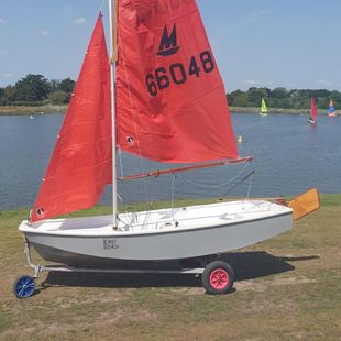 Mirror Dinghy 66048