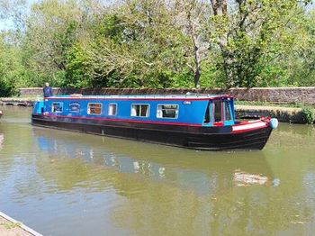 56 ft ex hire boat
