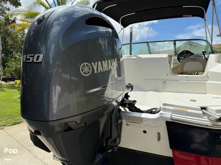 2016 NauticStar 223 DC Sport Deck