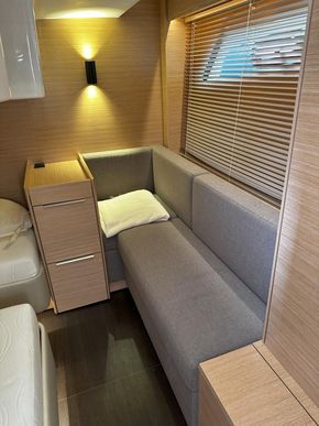 2022 Bavaria S36 Hard Top 31