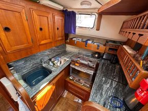 Cromarty 36  - Galley