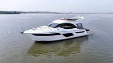 2019 Princess F50 with Seakeeper Gyro