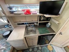 1995 Bayliner 3255 Avanti