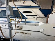 1986 Sea Ray 410 AFt Cabin