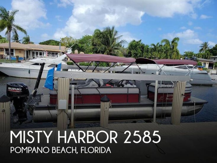 2017 Misty Harbor 2585 tritoon