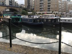65ft widebeam with C London residential mooring