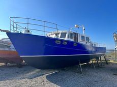 Bruce Robert’s Trawler Yacht 42 - New Venture