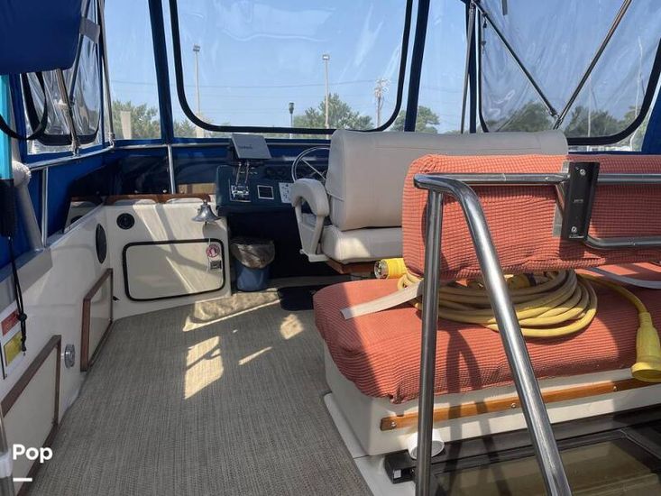 1987 Sea Ray 360 aft cabin