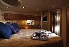 Sunseeker Manhattan 50 VIP Guest Cabin