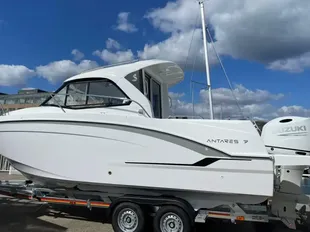 2024 Beneteau Antares 7