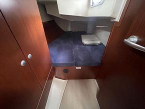 2015 Hanse 345 26