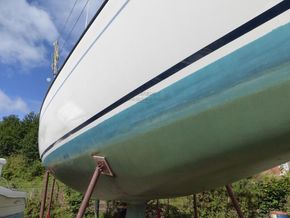 Dehler 38  - Hull Close Up