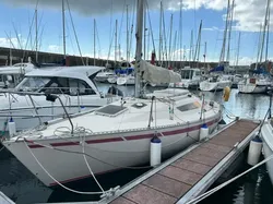 1981 Beneteau First 28