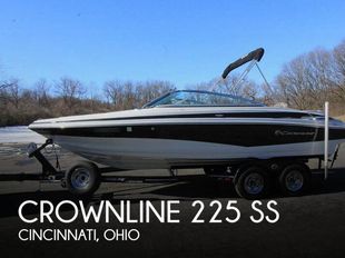 2016 Crownline 225 SS