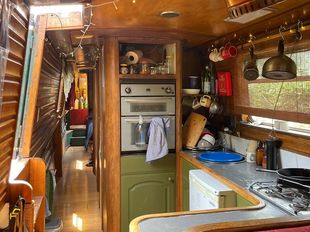 Elusive - 52ft trad stern narrow boat