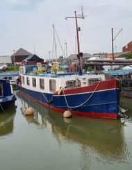Luxe Motor Dutch Barge 23m