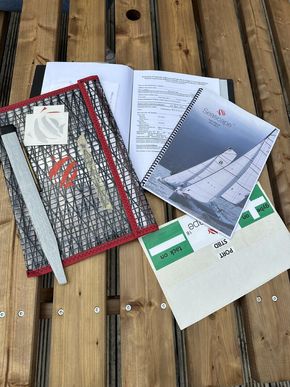 User manual pack and batten prodder 