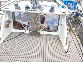 Nauticat 38 Pilot House  - Helm