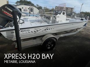 2022 Xpress H20 Bay