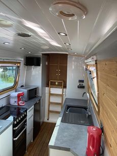 50ft Cruiser stern narrow boat