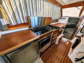 5 Galley (13)