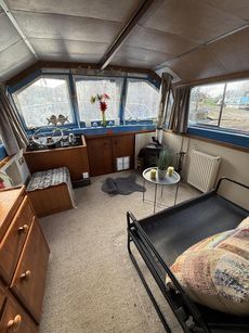 Wibebeam. Liveaboard Classic Broads Cruiser houseboat narrowboat