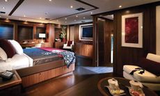 37 METRE YACHT - Main deck owner’s stateroom
