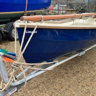 Seashell Limpet 10' Lugsail dinghy