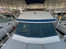 1986 Sea Ray 410 AFt Cabin