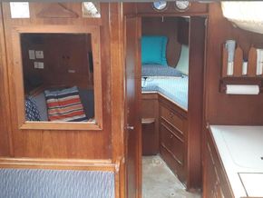 Tyler Slipper 42  - Interior
