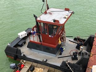 25′ x 14′ x 4′ Truckable Tug for Charter