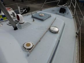Moody 39cc Centre Cockpit - Foredeck