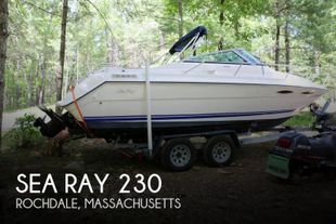 1989 Sea Ray 230 Cuddy Cabin