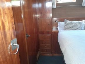 Cabin Main 3