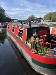 Narrowboat on Hackney Mooring.