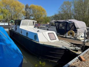 34ft 10in Narrow Beam Cruiser