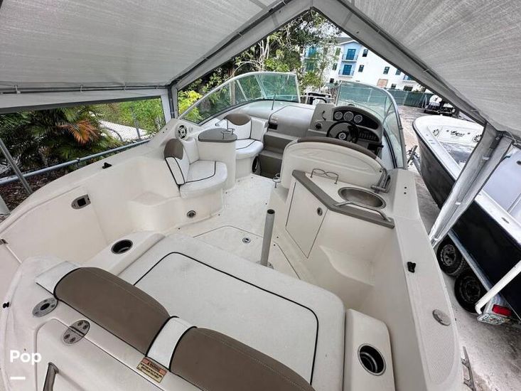 2007 Sea Ray 240 sundancer